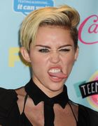 Miley Cyrus : miley-cyrus-1376421417.jpg