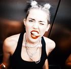 Miley Cyrus : miley-cyrus-1377546894.jpg