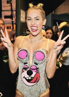 Miley Cyrus : miley-cyrus-1377547322.jpg