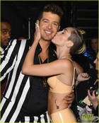 Miley Cyrus : miley-cyrus-1377547411.jpg