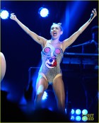 Miley Cyrus : miley-cyrus-1377547434.jpg