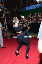 Miley Cyrus : miley-cyrus-1377547581.jpg