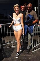 Miley Cyrus : miley-cyrus-1379807372.jpg