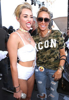 Miley Cyrus : miley-cyrus-1380123288.jpg