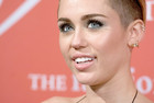 Miley Cyrus : miley-cyrus-1382572536.jpg