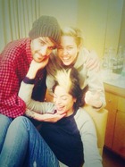 Miley Cyrus : miley-cyrus-1387069280.jpg