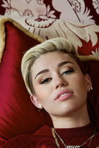 Miley Cyrus : miley-cyrus-1403712764.jpg