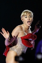 Miley Cyrus : miley-cyrus-1408224546.jpg