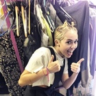 Miley Cyrus : miley-cyrus-1408547143.jpg