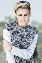 Miley Cyrus : miley-cyrus-1409329741.jpg