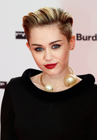 Miley Cyrus : miley-cyrus-1416423796.jpg