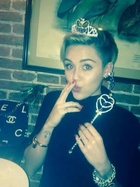 Miley Cyrus : miley-cyrus-1416423823.jpg
