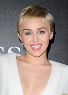 Miley Cyrus : miley-cyrus-1422553201.jpg