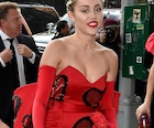 Miley Cyrus : miley-cyrus-1442531521.jpg