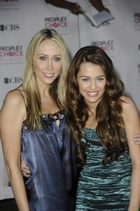 Miley Cyrus : miley_cyrus_1168707011.jpg