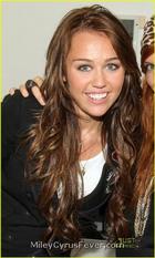 Miley Cyrus : miley_cyrus_1217702812.jpg