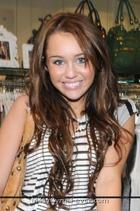 Miley Cyrus : miley_cyrus_1219763589.jpg