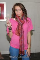 Miley Cyrus : miley_cyrus_1220488691.jpg