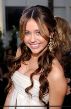 Miley Cyrus : miley_cyrus_1231908385.jpg