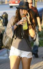 Miley Cyrus : miley_cyrus_1249919465.jpg