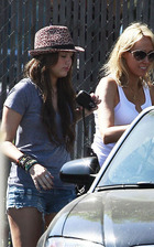 Miley Cyrus : miley_cyrus_1251239311.jpg