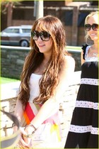 Miley Cyrus : miley_cyrus_1257641181.jpg