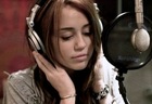 Miley Cyrus : miley_cyrus_1265156638.jpg