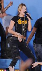 Miley Cyrus : miley_cyrus_1276986210.jpg