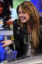Miley Cyrus : miley_cyrus_1277086466.jpg