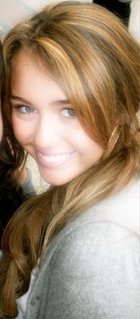 Miley Cyrus : miley_cyrus_1277876924.jpg