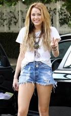 Miley Cyrus : miley_cyrus_1287930836.jpg