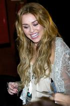 Miley Cyrus : miley_cyrus_1290023414.jpg