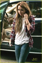 Miley Cyrus : miley_cyrus_1290288702.jpg