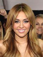 Miley Cyrus : miley_cyrus_1290966306.jpg