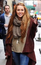 Miley Cyrus : miley_cyrus_1299012251.jpg