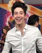 Milo Manheim : milo-manheim-1551904083.jpg