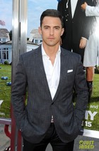 Milo Ventimiglia : milo-ventimiglia-1339813735.jpg