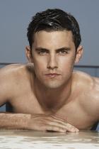 Milo Ventimiglia : milo-ventimiglia-1340438743.jpg