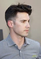 Milo Ventimiglia : milo-ventimiglia-1340500515.jpg