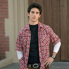 Milo Ventimiglia : milo-ventimiglia-1351979524.jpg