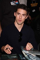 Milo Ventimiglia : milo_ventimiglia_1268604710.jpg