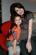 Miranda Cosgrove : TI4U1407023312.jpg