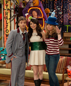 Miranda Cosgrove : miranda-cosgrove-1337037215.jpg