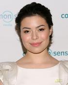 Miranda Cosgrove : miranda-cosgrove-1342570426.jpg