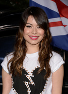 Miranda Cosgrove : miranda-cosgrove-1382044475.jpg