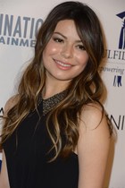 Miranda Cosgrove : miranda-cosgrove-1386338568.jpg