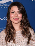 Miranda Cosgrove : miranda-cosgrove-1386863430.jpg