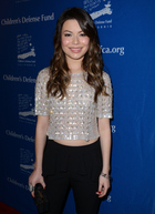 Miranda Cosgrove : miranda-cosgrove-1386863977.jpg