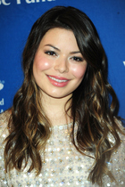 Miranda Cosgrove : miranda-cosgrove-1386863985.jpg