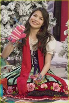 Miranda Cosgrove : miranda_cosgrove_1290967900.jpg